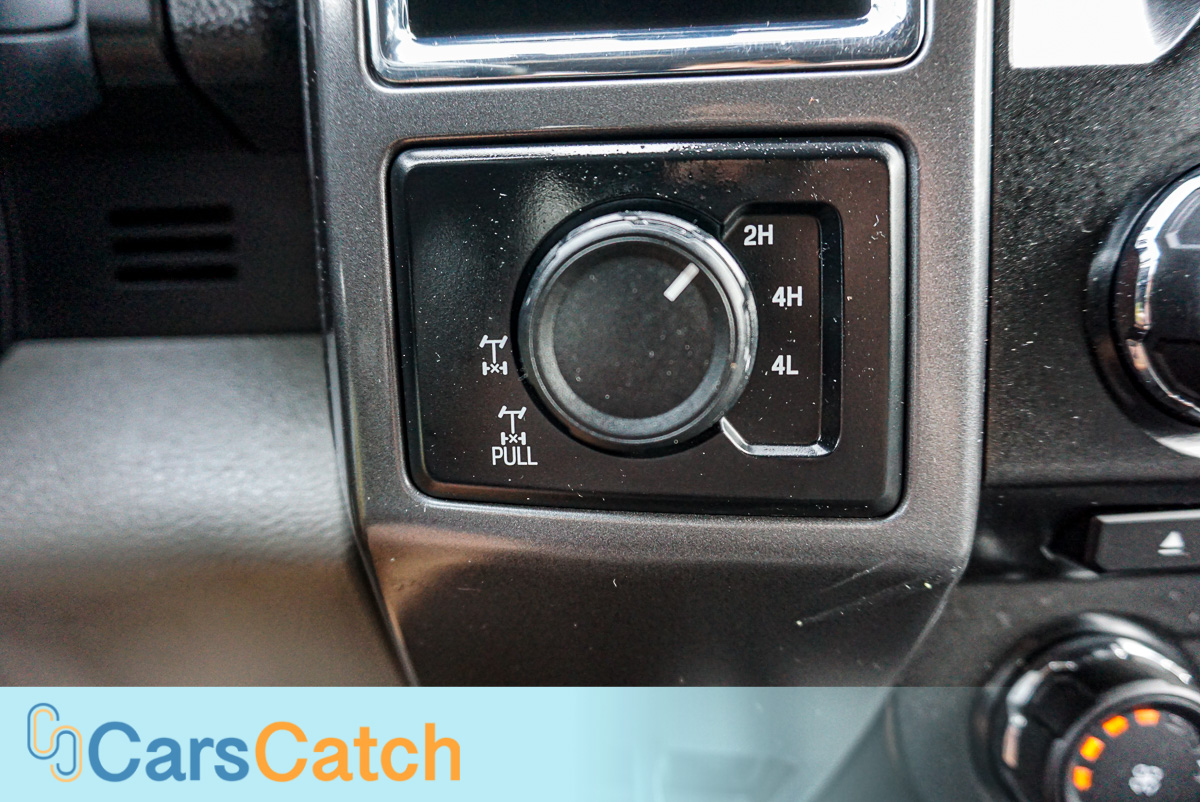 CARSCATCH - Used vehicle - Truck FORD F-150 2015