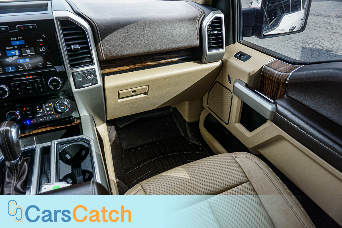 CARSCATCH - Used vehicle - Truck FORD F-150 2018