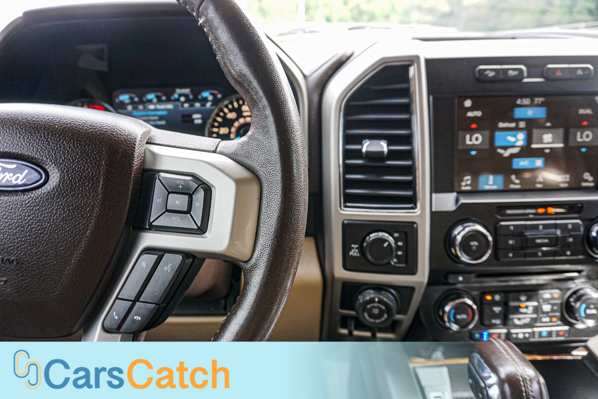 CARSCATCH - Used vehicle - Truck FORD F-150 2018