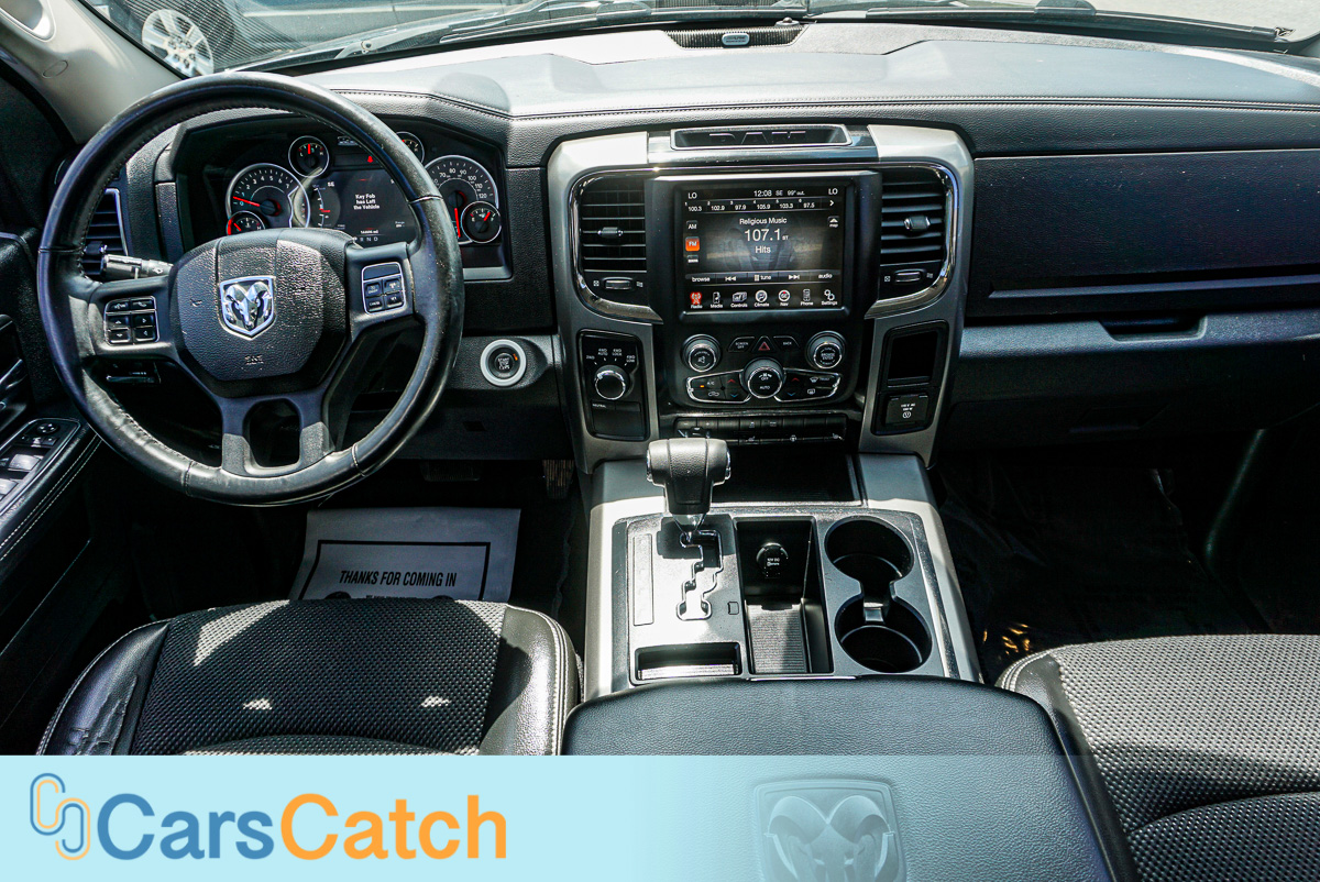 CARSCATCH - Used vehicle - Truck RAM 1500 2013