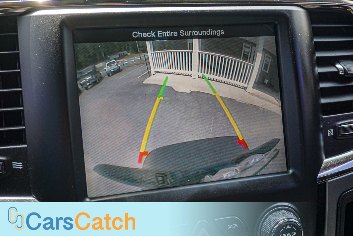 CARSCATCH - Used vehicle - Truck RAM 1500 2013