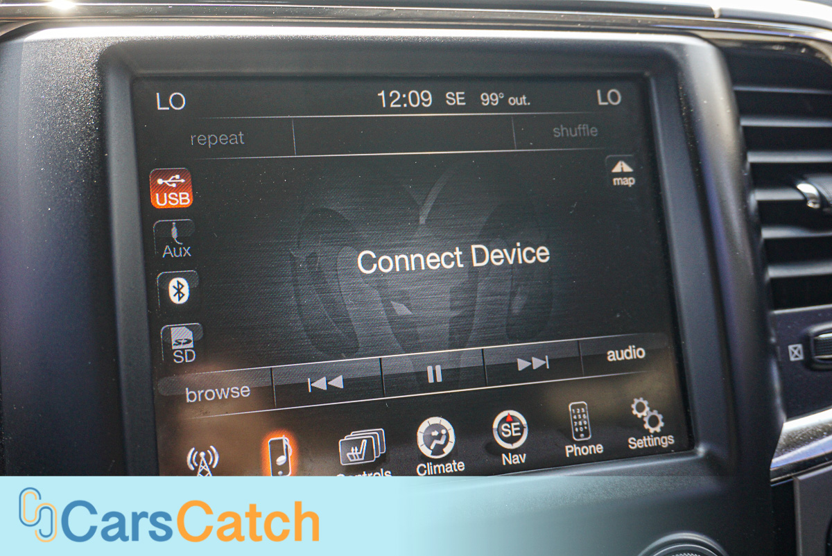 CARSCATCH - Used vehicle - Truck RAM 1500 2013