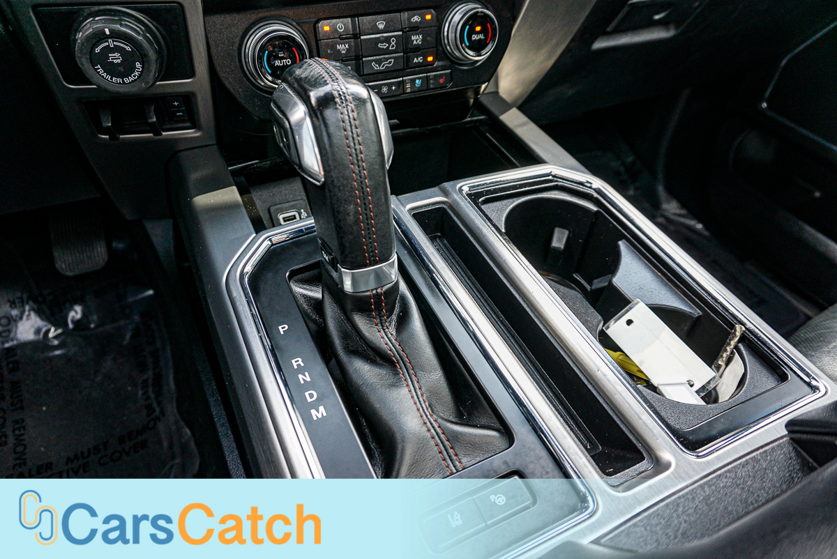 CARSCATCH - Used vehicle - Truck FORD F-150 2018