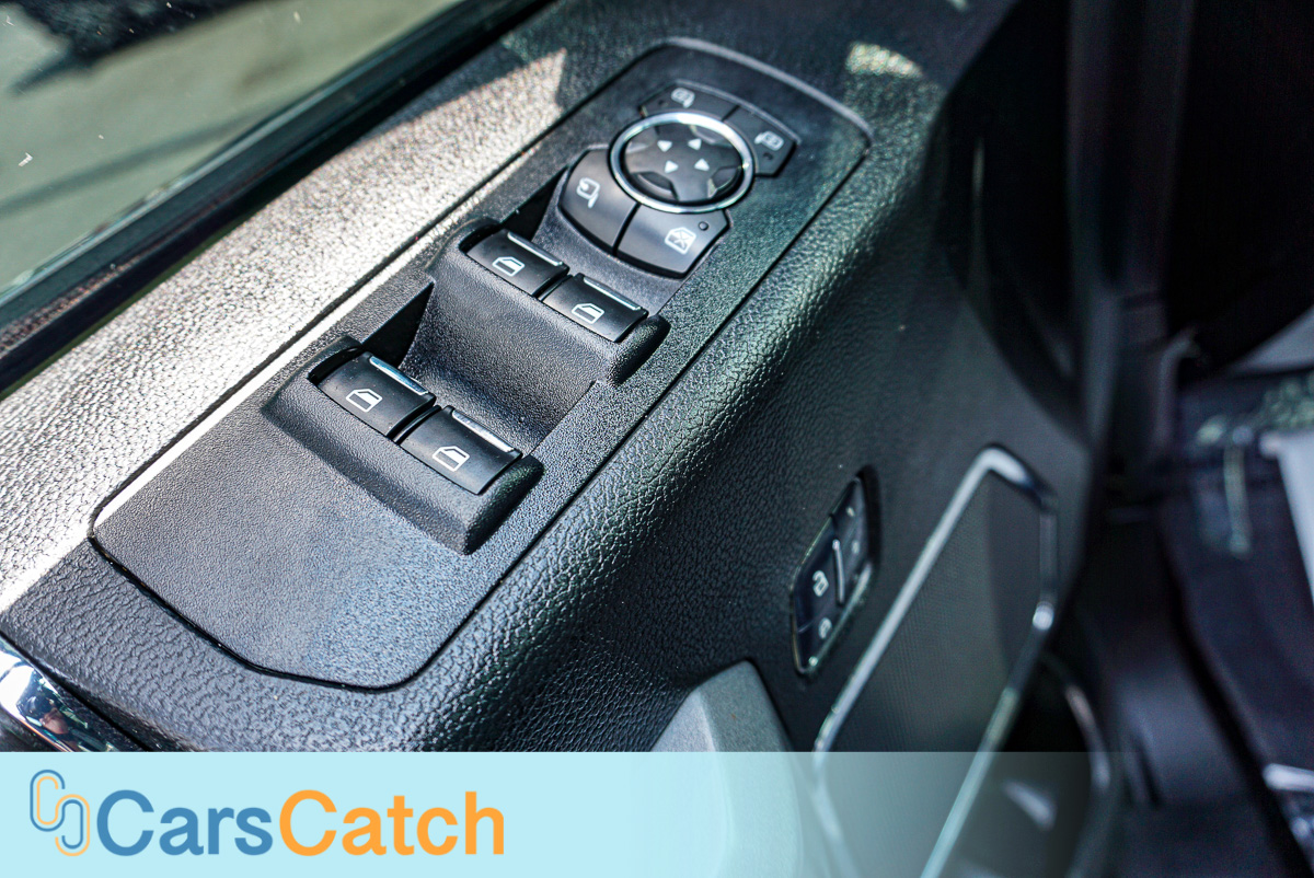 CARSCATCH - Used vehicle - Truck FORD F-150 2018