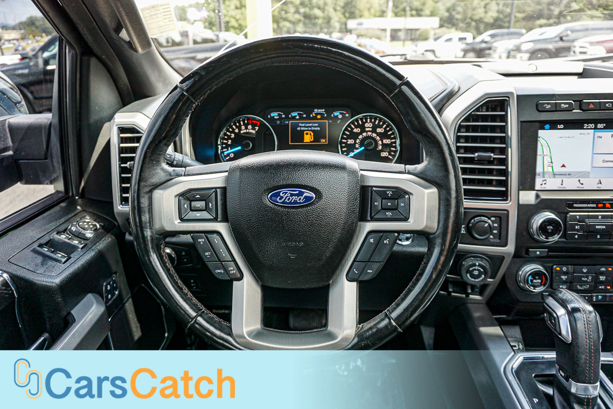 CARSCATCH - Used vehicle - Truck FORD F-150 2018
