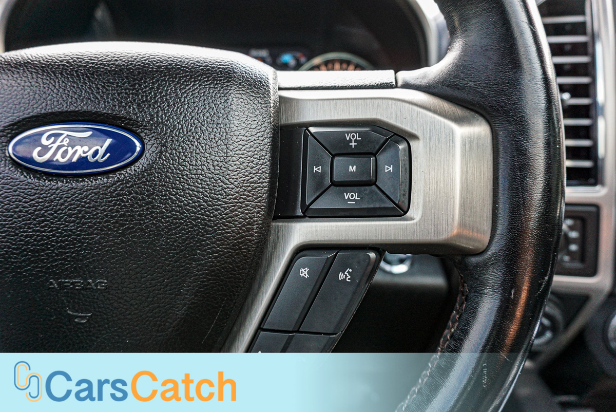 CARSCATCH - Used vehicle - Truck FORD F-150 2018