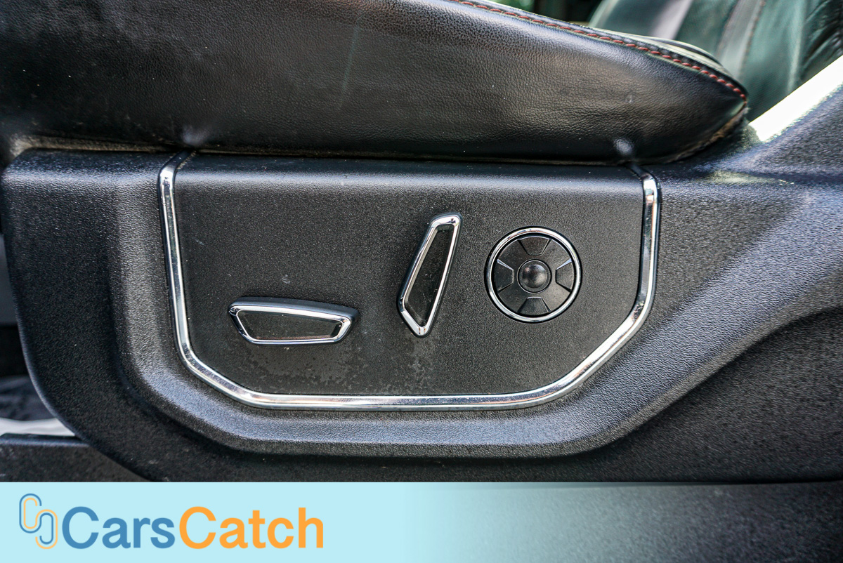 CARSCATCH - Used vehicle - Truck FORD F-150 2018