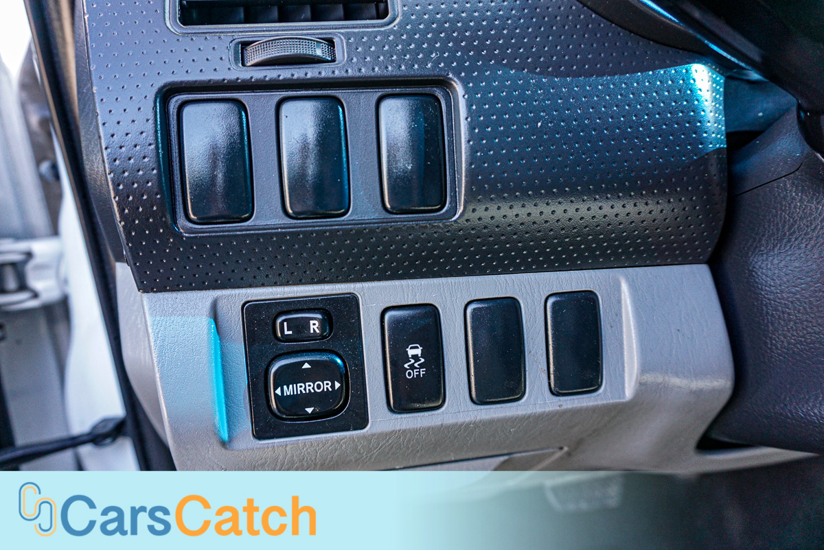 CARSCATCH - Used vehicle - Truck TOYOTA TACOMA 2013