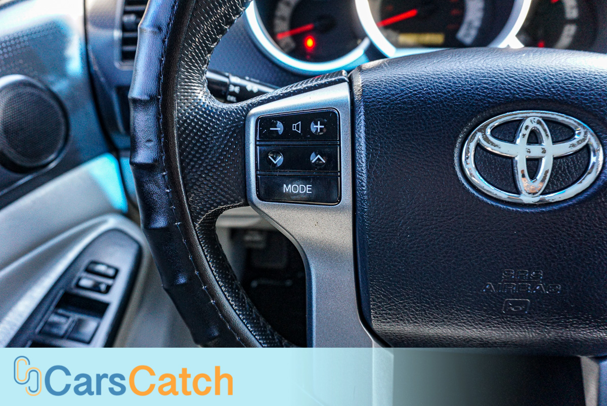 CARSCATCH - Used vehicle - Truck TOYOTA TACOMA 2013