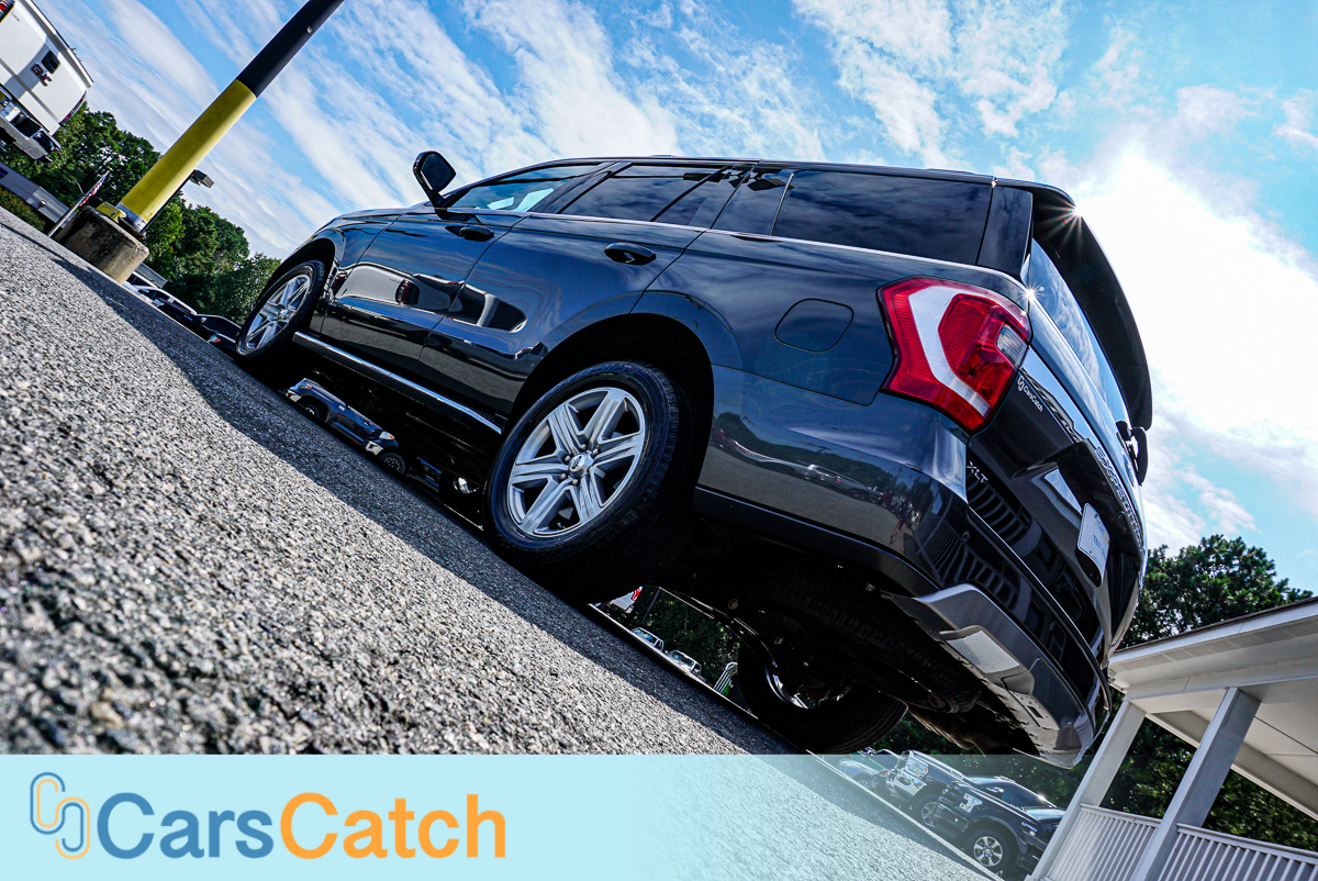 CARSCATCH - Used vehicle - SUV FORD EXPEDITION 2019