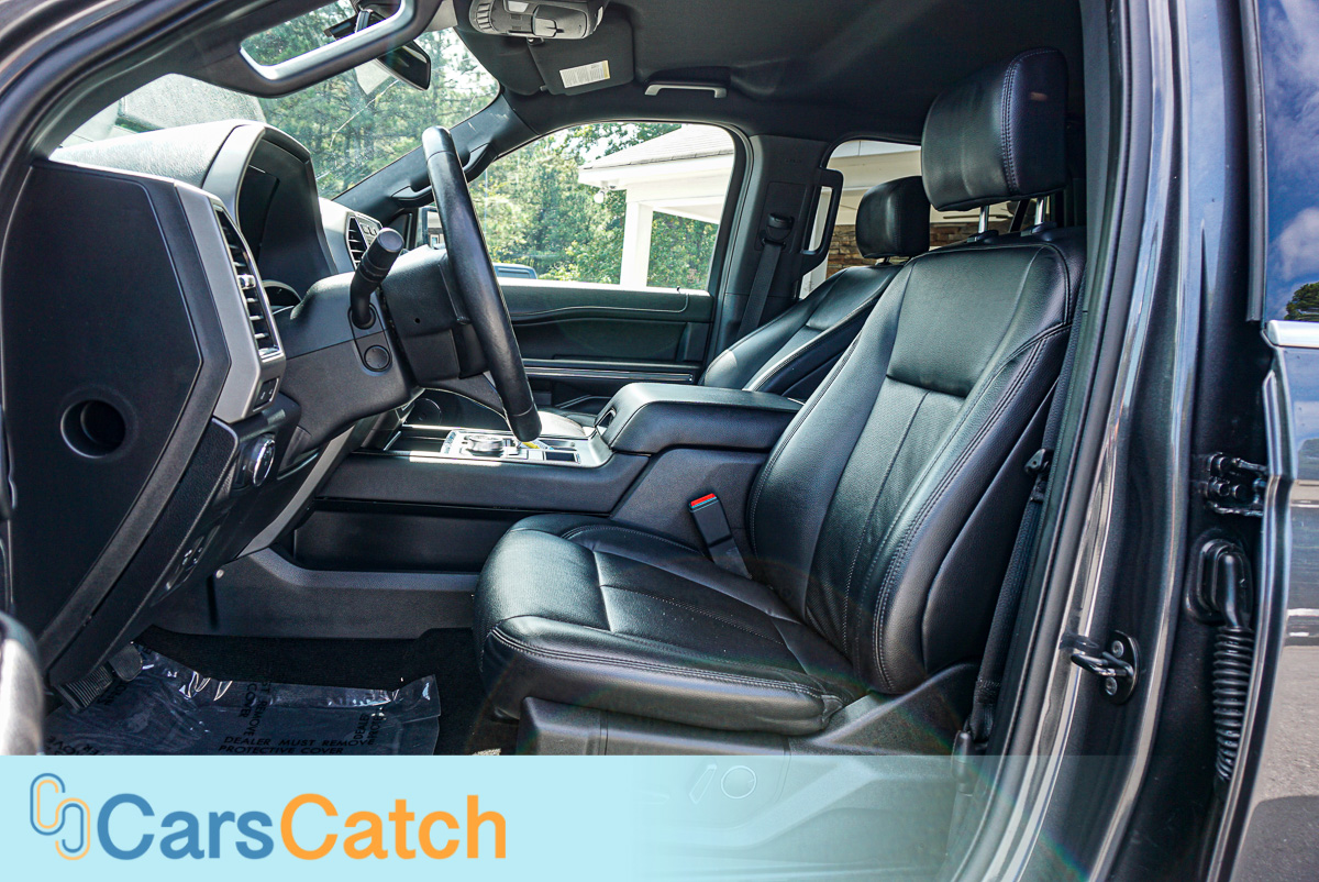 CARSCATCH - Used vehicle - SUV FORD EXPEDITION 2019