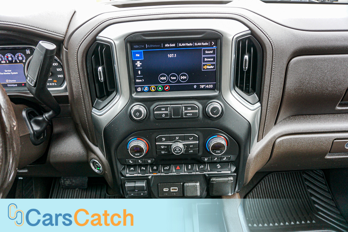 CARSCATCH - Used vehicle - Truck CHEVROLET SILVERADO 1500 2019