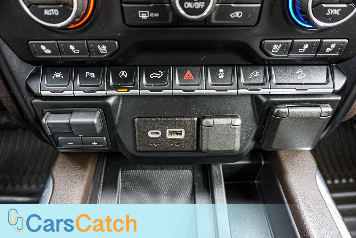 CARSCATCH - Used vehicle - Truck CHEVROLET SILVERADO 1500 2019