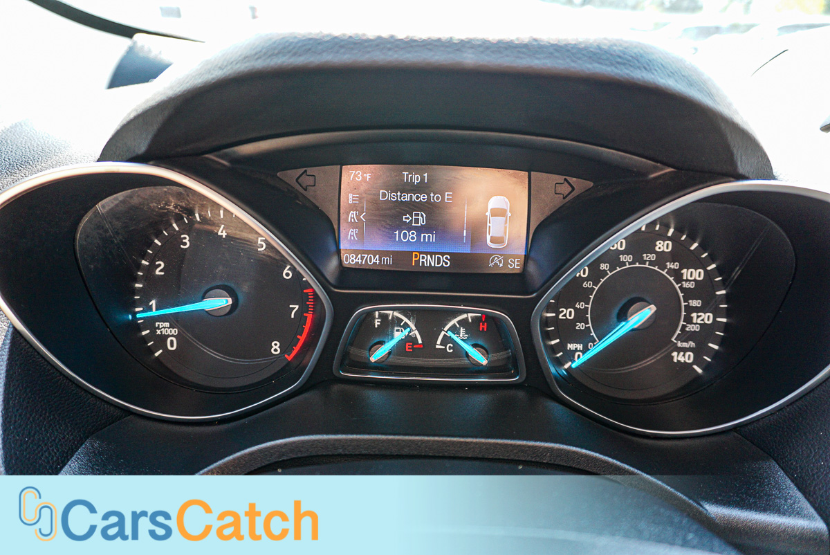 CARSCATCH - Used vehicle - SUV FORD ESCAPE 2018