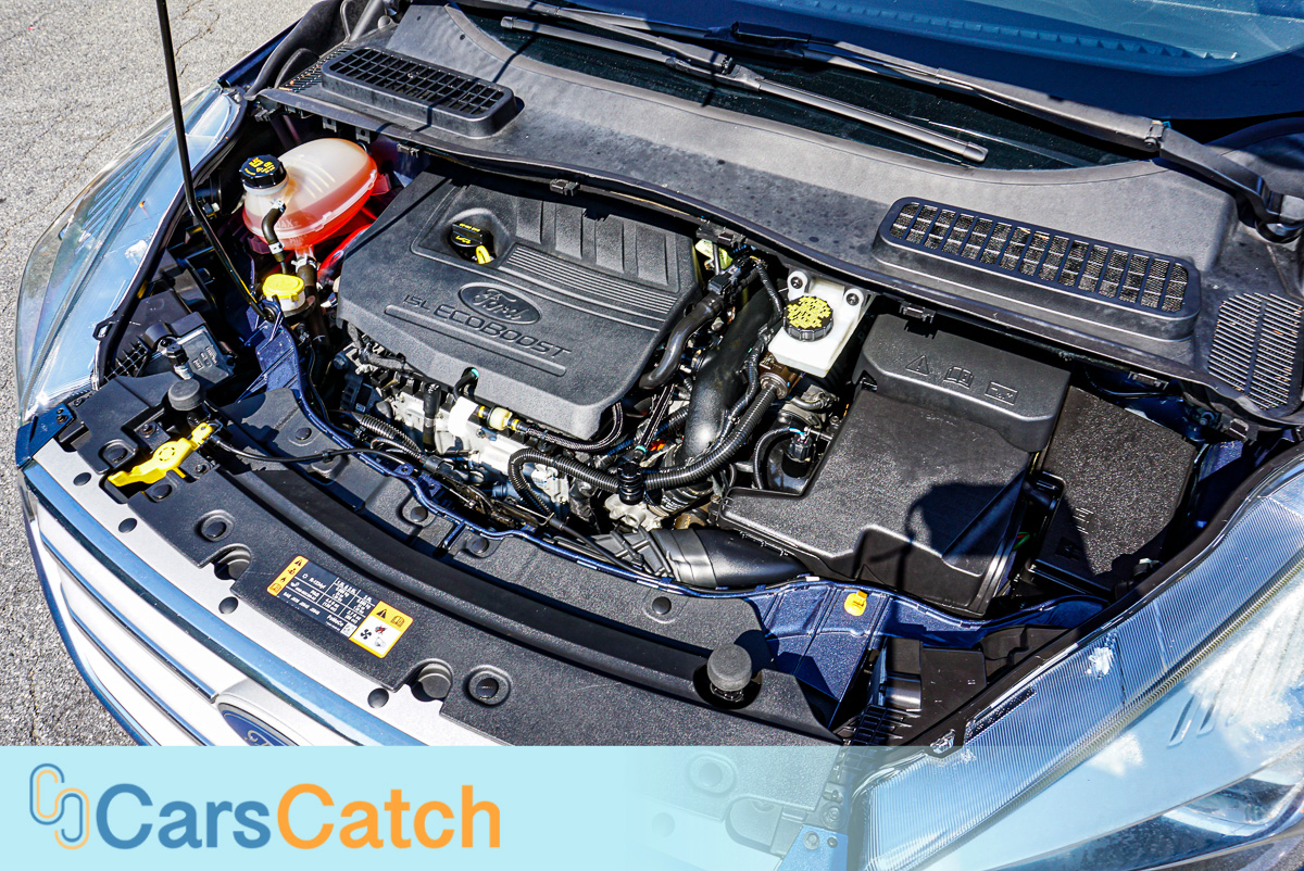 CARSCATCH - Used vehicle - SUV FORD ESCAPE 2018