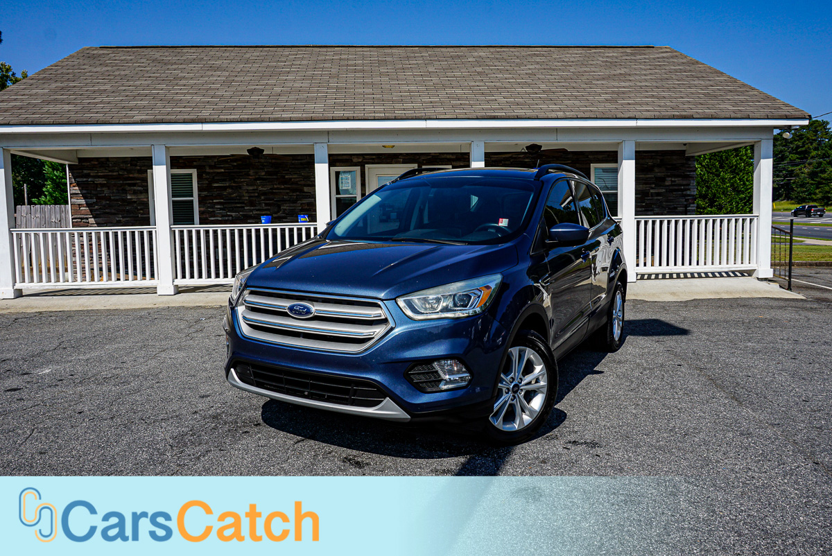 CARSCATCH - Used vehicle - SUV FORD ESCAPE 2018