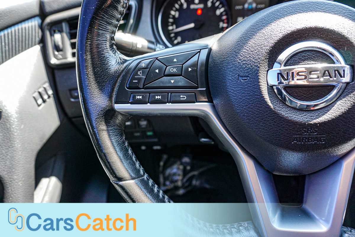 CARSCATCH - Used vehicle - SUV NISSAN ROGUE 2017