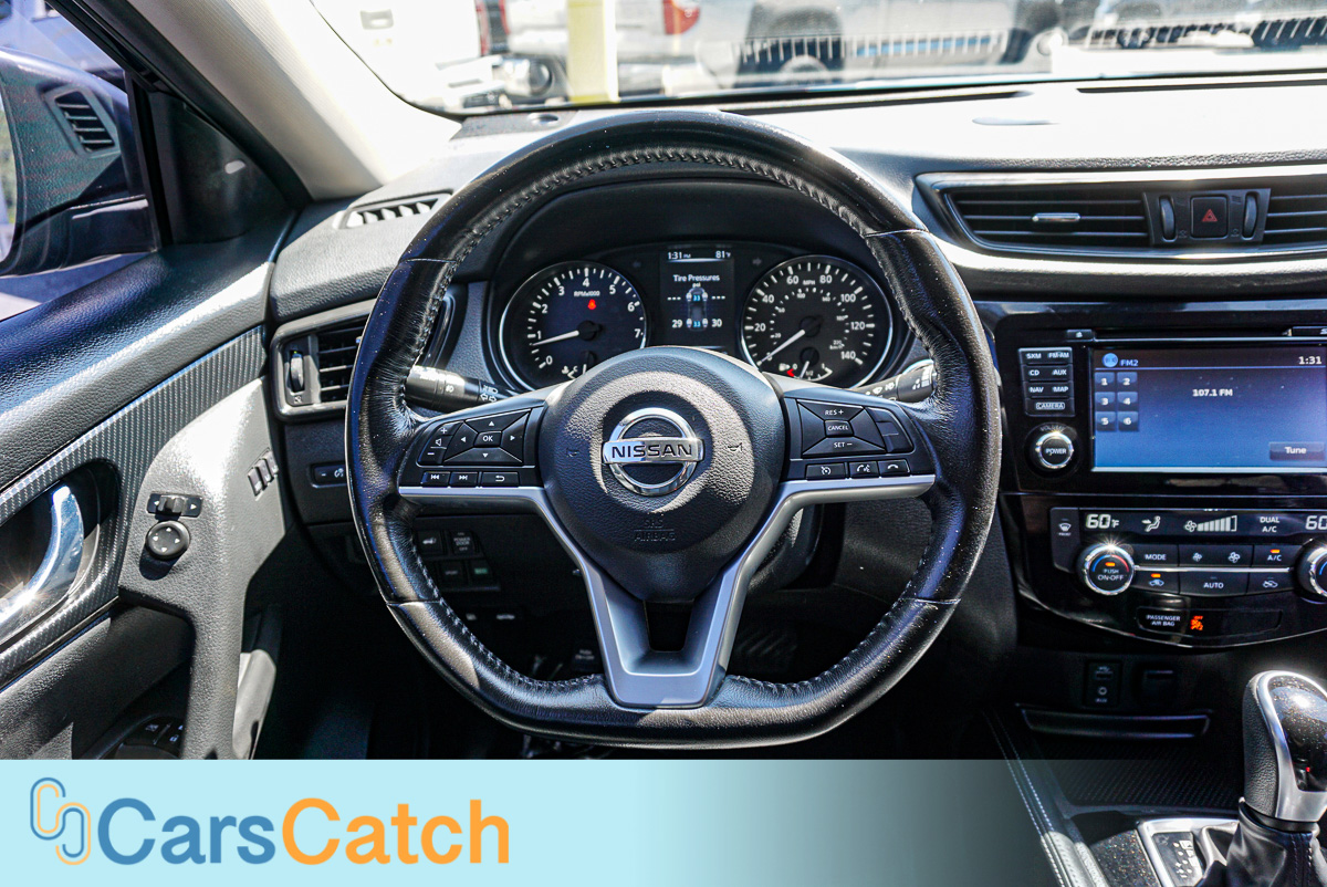 CARSCATCH - Used vehicle - SUV NISSAN ROGUE 2017