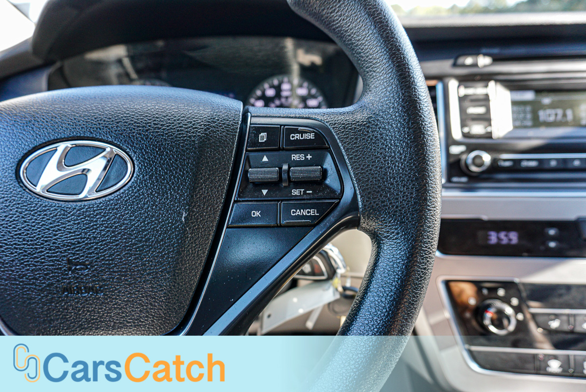 CARSCATCH - Used vehicle - Sedan HYUNDAI SONATA 2017