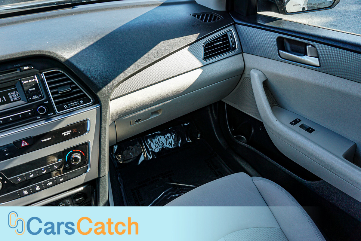 CARSCATCH - Used vehicle - Sedan HYUNDAI SONATA 2017