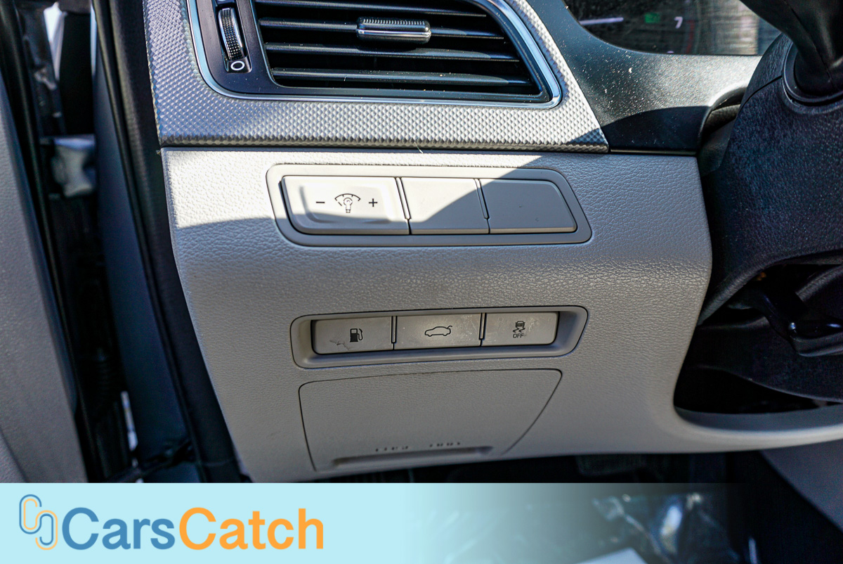 CARSCATCH - Used vehicle - Sedan HYUNDAI SONATA 2017