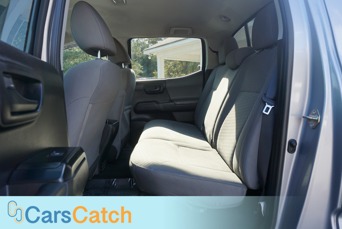 CARSCATCH - Used vehicle - Truck TOYOTA TACOMA 4WD 2020