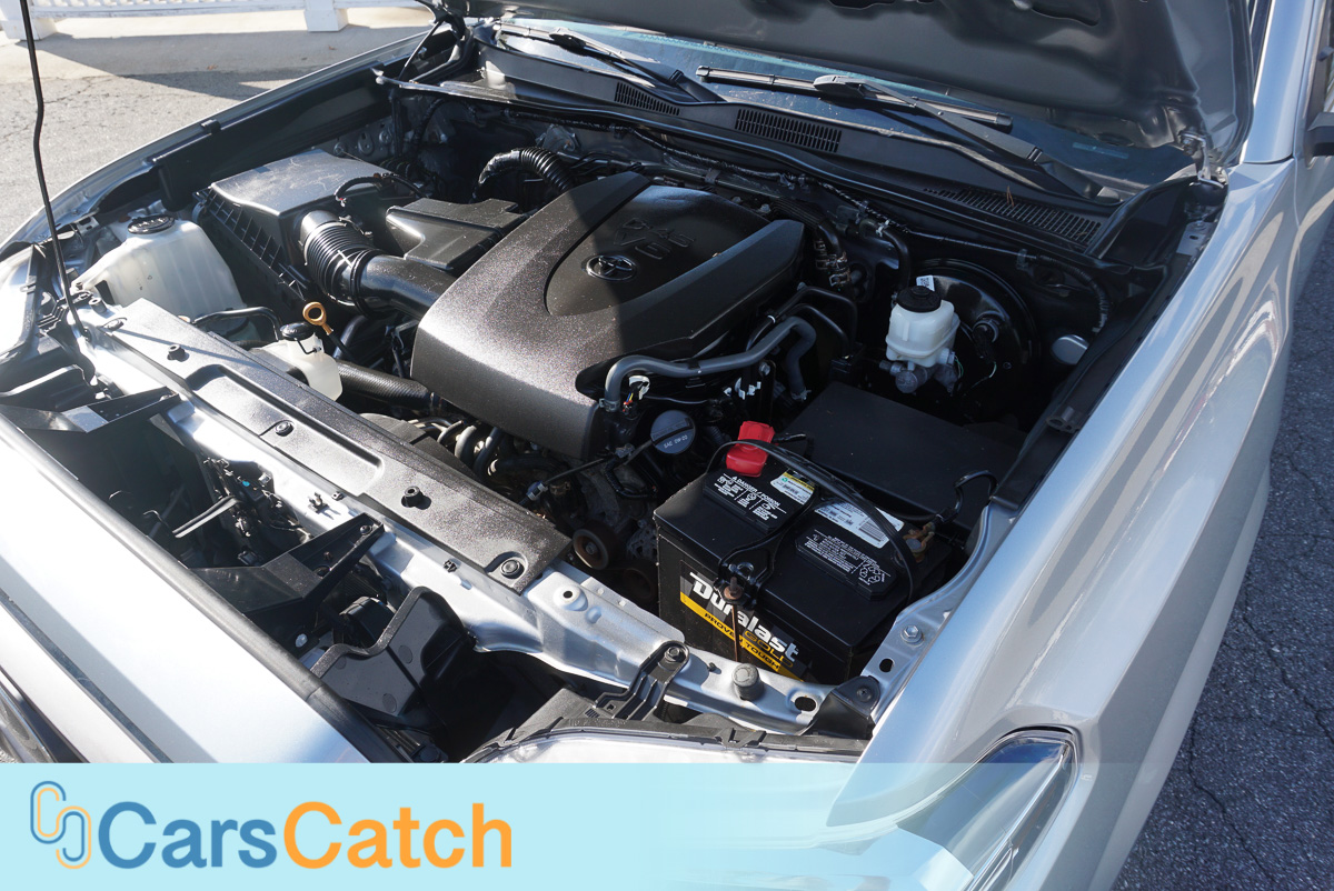 CARSCATCH - Used vehicle - Truck TOYOTA TACOMA 4WD 2020