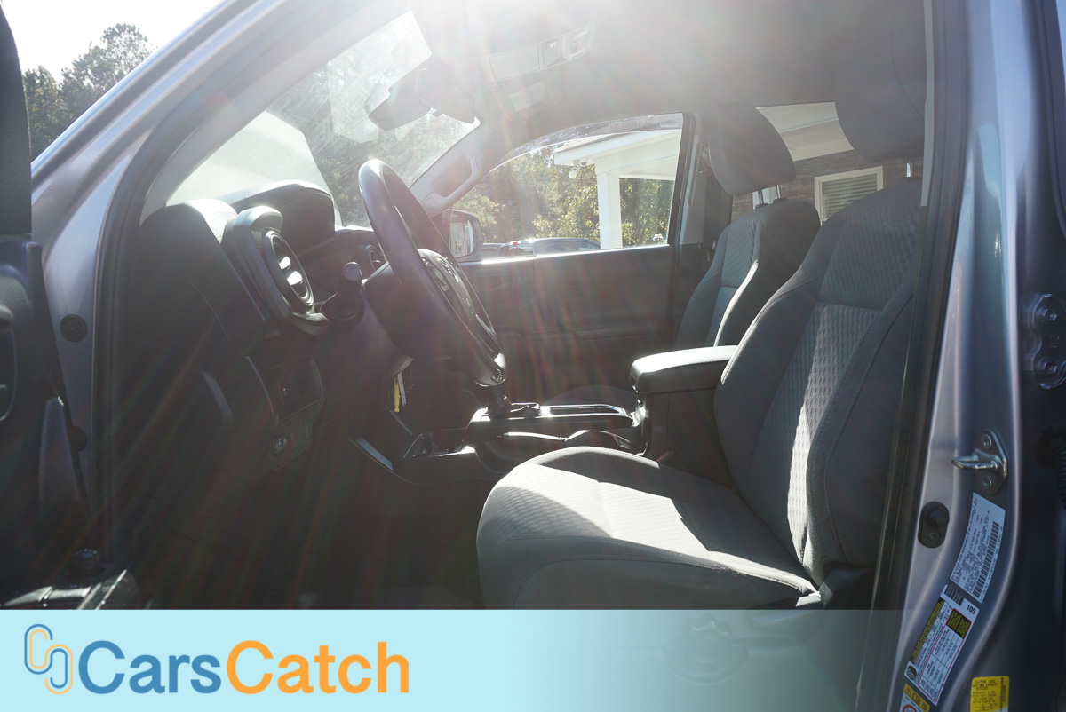 CARSCATCH - Used vehicle - Truck TOYOTA TACOMA 4WD 2020