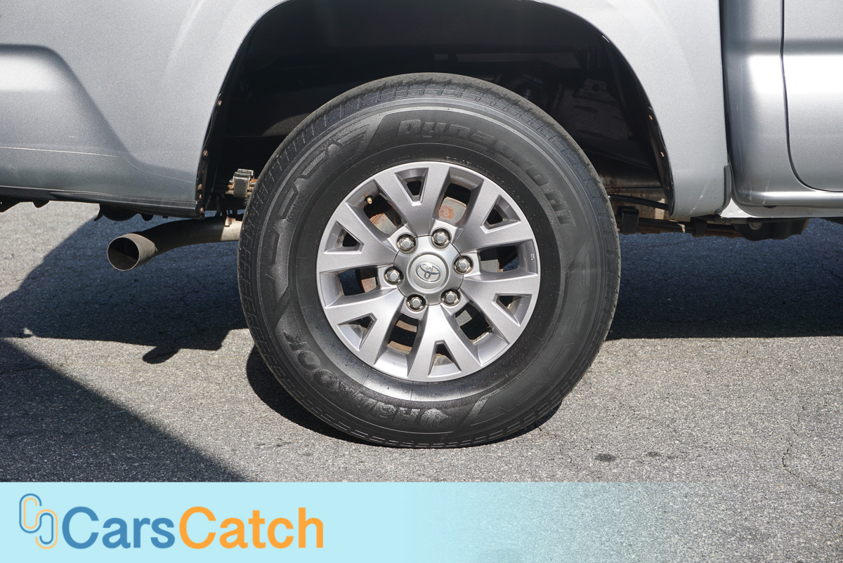 CARSCATCH - Used vehicle - Truck TOYOTA TACOMA 4WD 2020