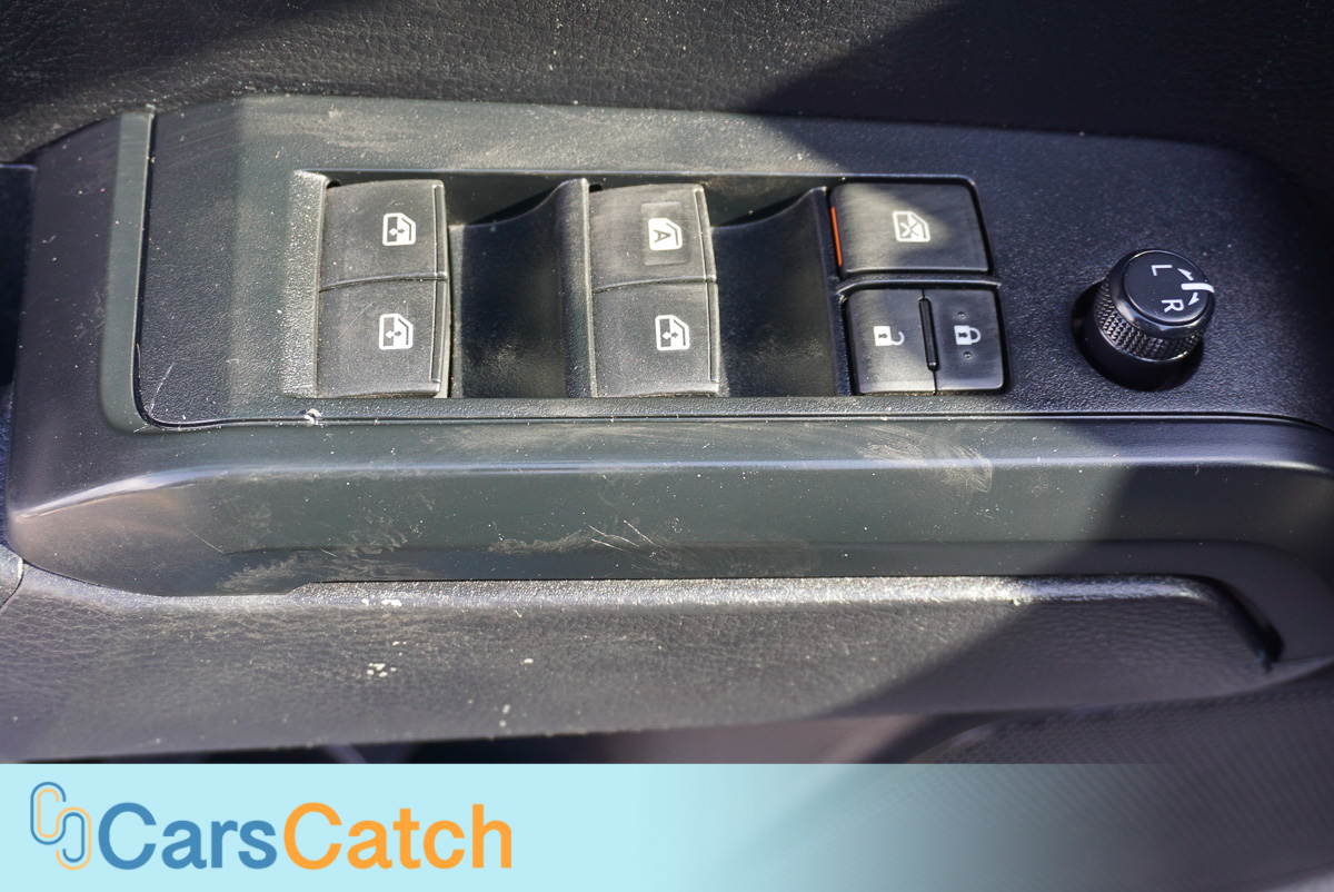 CARSCATCH - Used vehicle - Truck TOYOTA TACOMA 4WD 2020