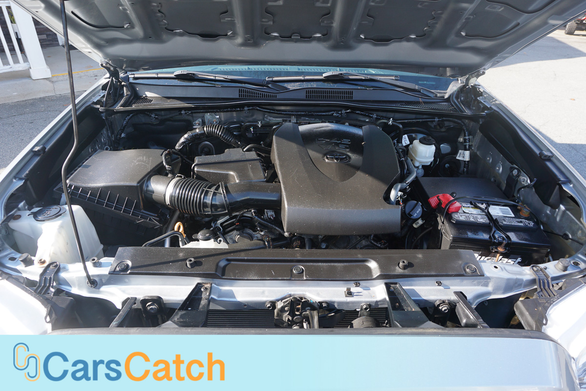 CARSCATCH - Used vehicle - Truck TOYOTA TACOMA 4WD 2020