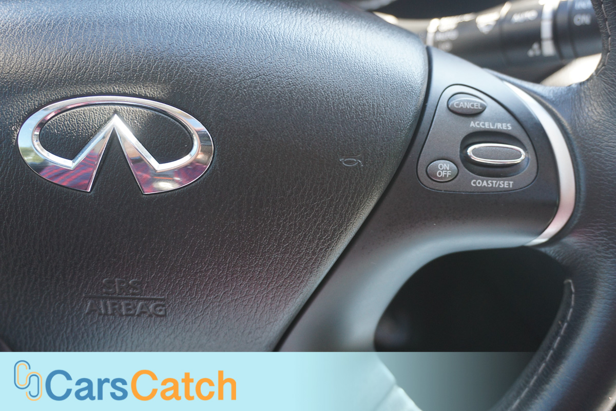 CARSCATCH - Used vehicle - SUV INFINITI QX60 2019