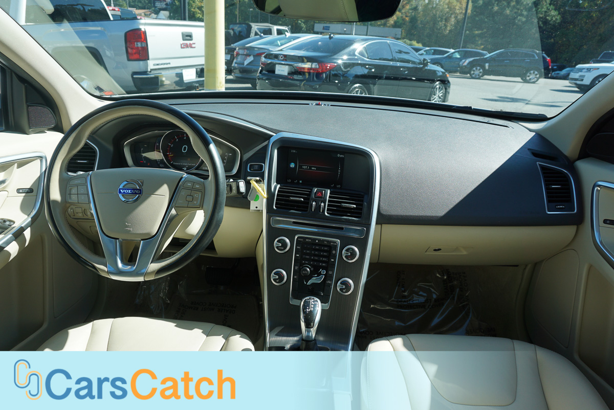 CARSCATCH - Used vehicle - SUV VOLVO XC60 2016