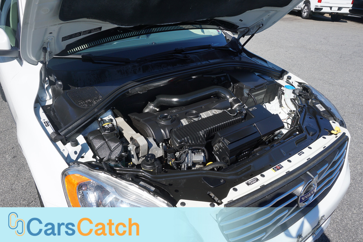 CARSCATCH - Used vehicle - SUV VOLVO XC60 2016