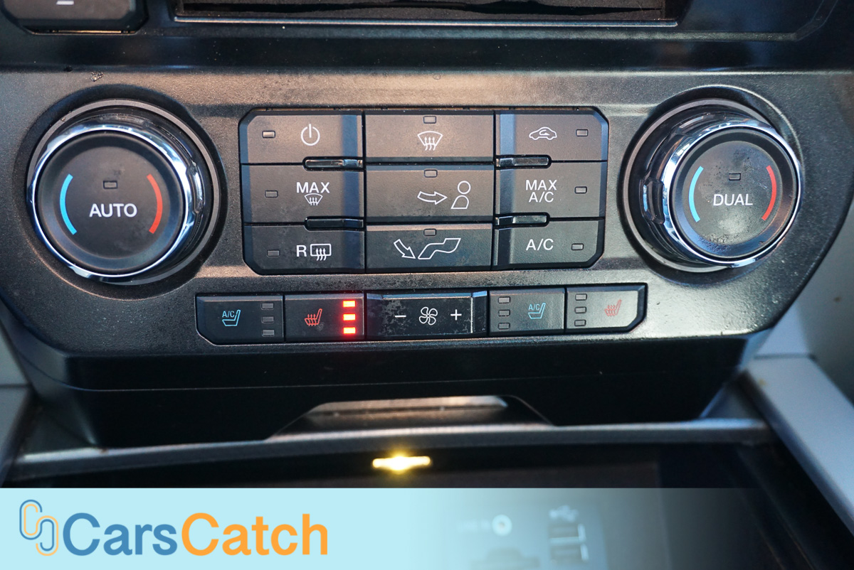 CARSCATCH - Used vehicle - Truck FORD F-150 2015