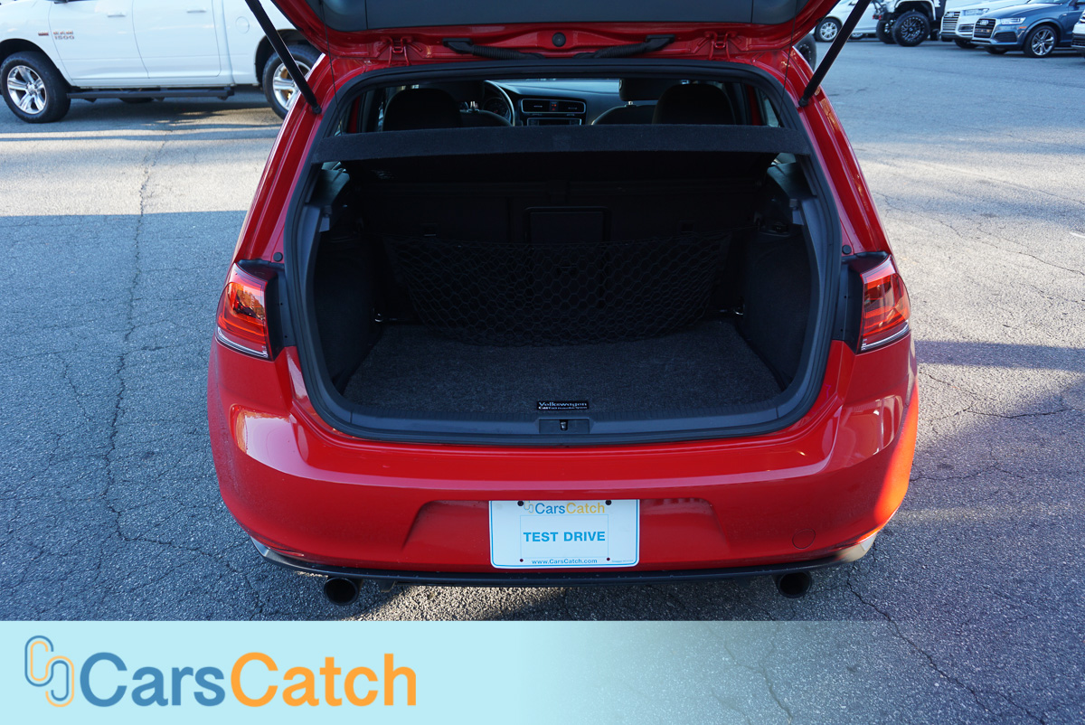 CARSCATCH - Used vehicle - Sedan VOLKSWAGEN GOLF GTI 2016