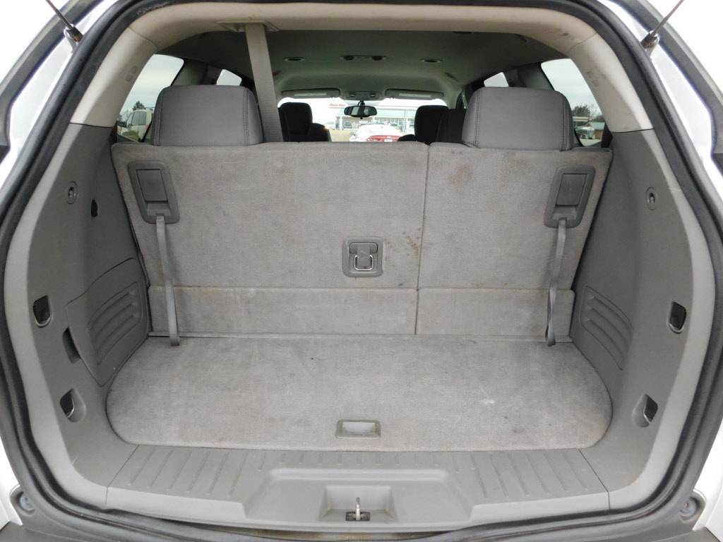 JP Motors Inc DBA Mathison Motors - Used vehicle - SUV CHEVROLET TRAVERSE 2010