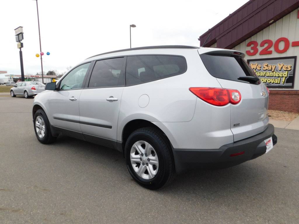 JP Motors Inc DBA Mathison Motors - Used vehicle - SUV CHEVROLET TRAVERSE 2010