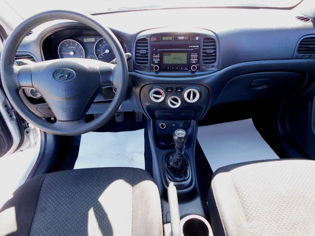 JP Motors Inc DBA Mathison Motors - Used vehicle - Sedan Hyundai Accent 2009