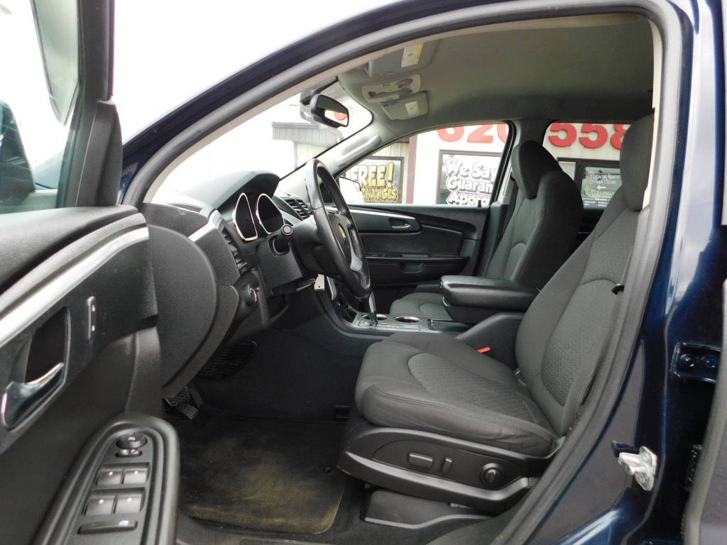 JP Motors Inc DBA Mathison Motors - Used vehicle - SUV Chevrolet Traverse 2010