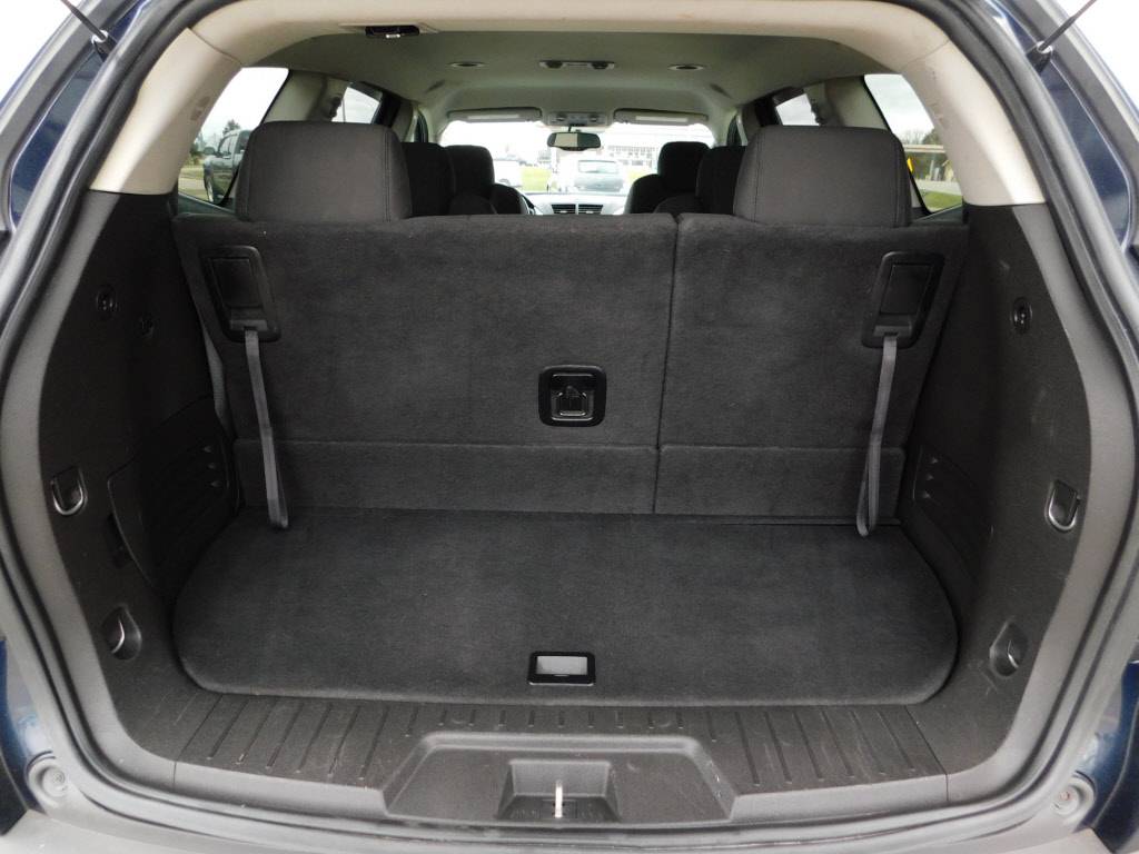 JP Motors Inc DBA Mathison Motors - Used vehicle - SUV Chevrolet Traverse 2010