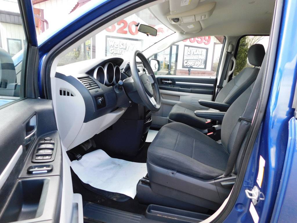 JP Motors Inc DBA Mathison Motors - Used vehicle - Minivan Dodge Grand Caravan 2010