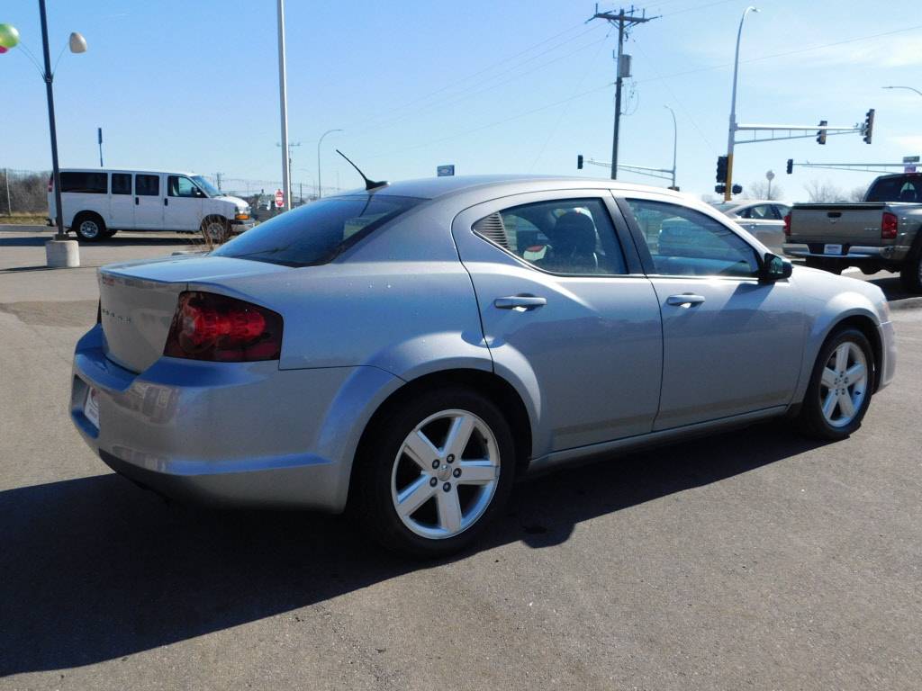 JP Motors Inc DBA Mathison Motors - Used vehicle - Sedan DODGE AVENGER 2013