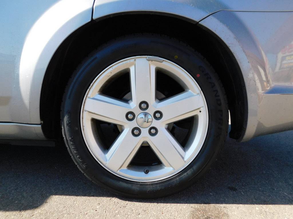 JP Motors Inc DBA Mathison Motors - Used vehicle - Sedan DODGE AVENGER 2013