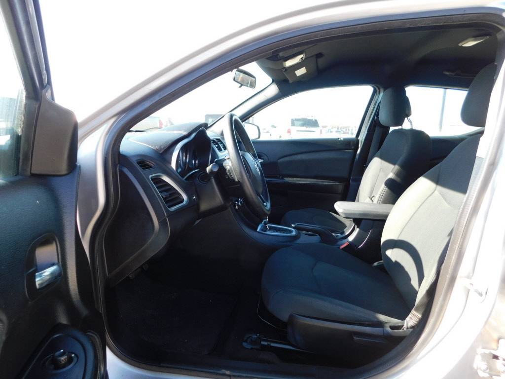 JP Motors Inc DBA Mathison Motors - Used vehicle - Sedan DODGE AVENGER 2013