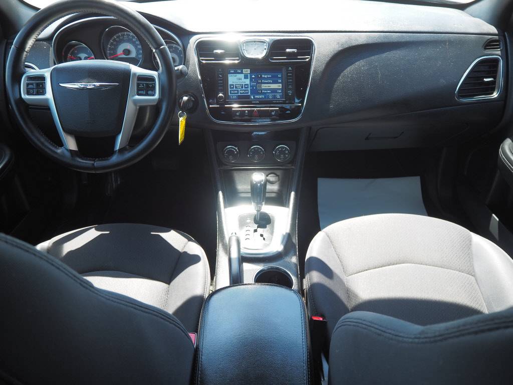 JP Motors Inc DBA Mathison Motors - Used vehicle - Sedan CHRYSLER 200 2012