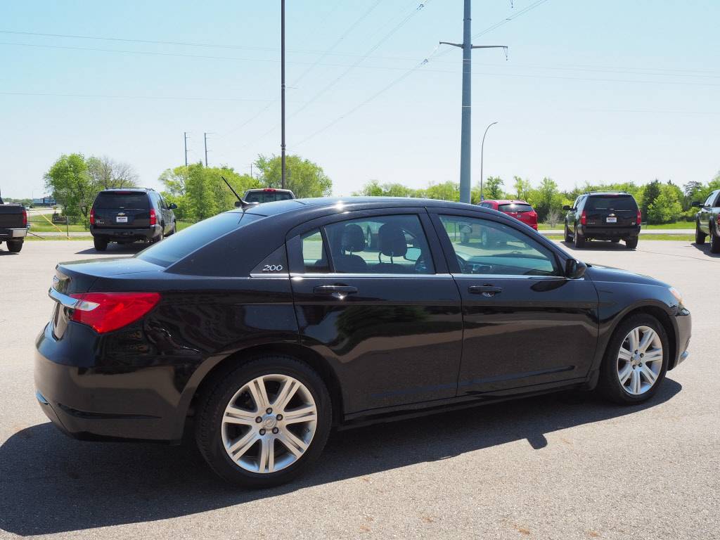 JP Motors Inc DBA Mathison Motors - Used vehicle - Sedan CHRYSLER 200 2012