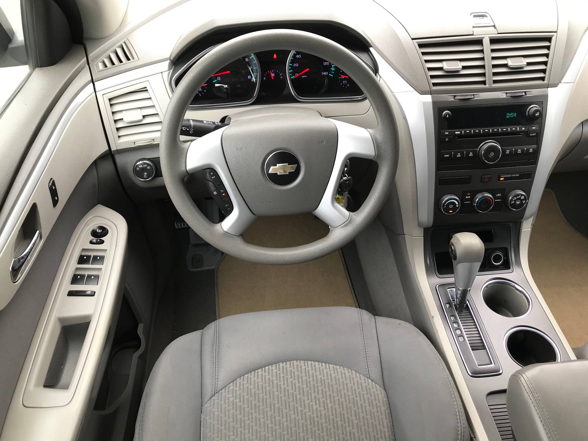 JP Motors Inc DBA Mathison Motors - Used vehicle - SUV CHEVROLET TRAVERSE 2010