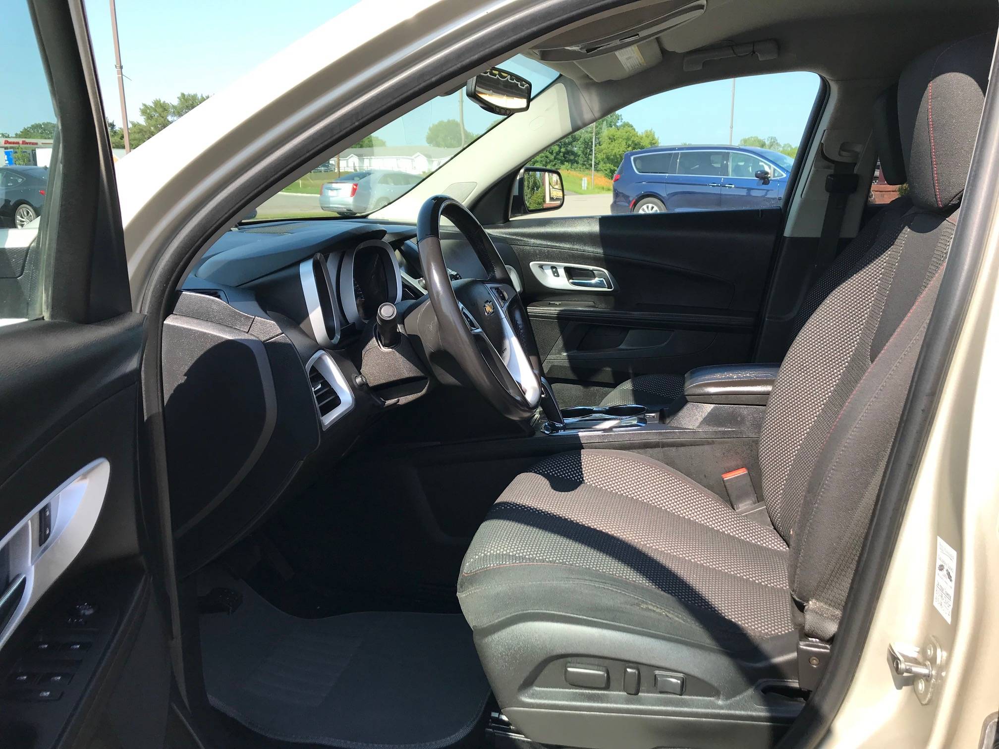 JP Motors Inc DBA Mathison Motors - Used vehicle - SUV CHEVROLET EQUINOX 2014