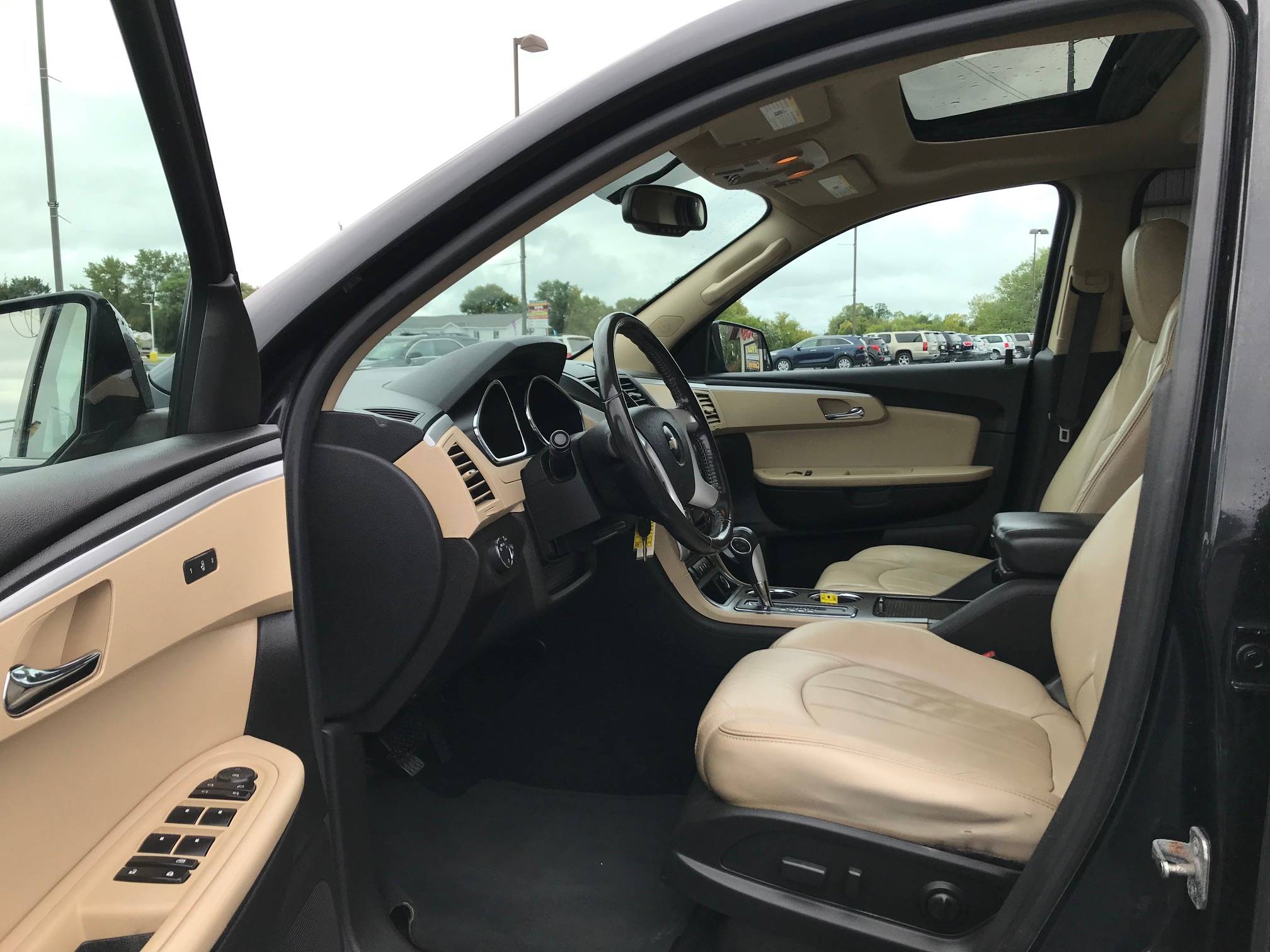 JP Motors Inc DBA Mathison Motors - Used vehicle - SUV CHEVROLET TRAVERSE 2010